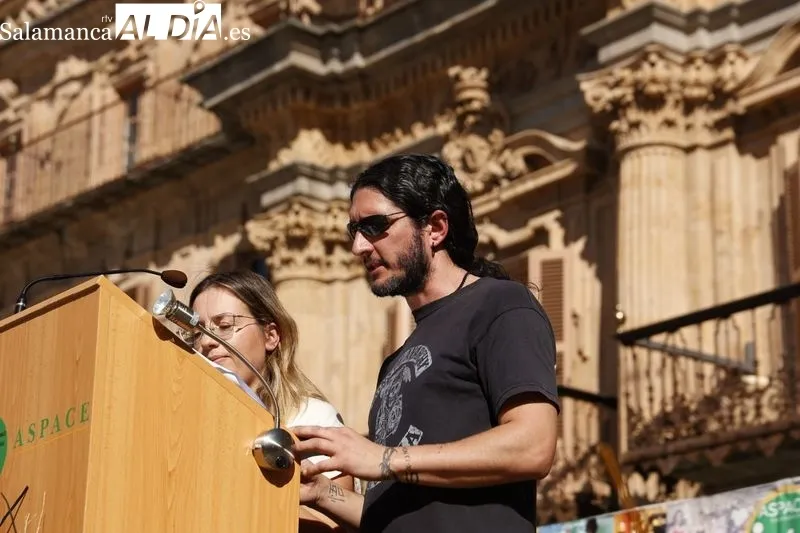 Actos de ASPACE en la Plaza Mayor de Salamanca con motivo del Día Mundial de la Parálisis Cerebral