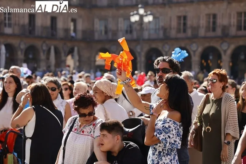 Actos de ASPACE en la Plaza Mayor de Salamanca con motivo del Día Mundial de la Parálisis Cerebral