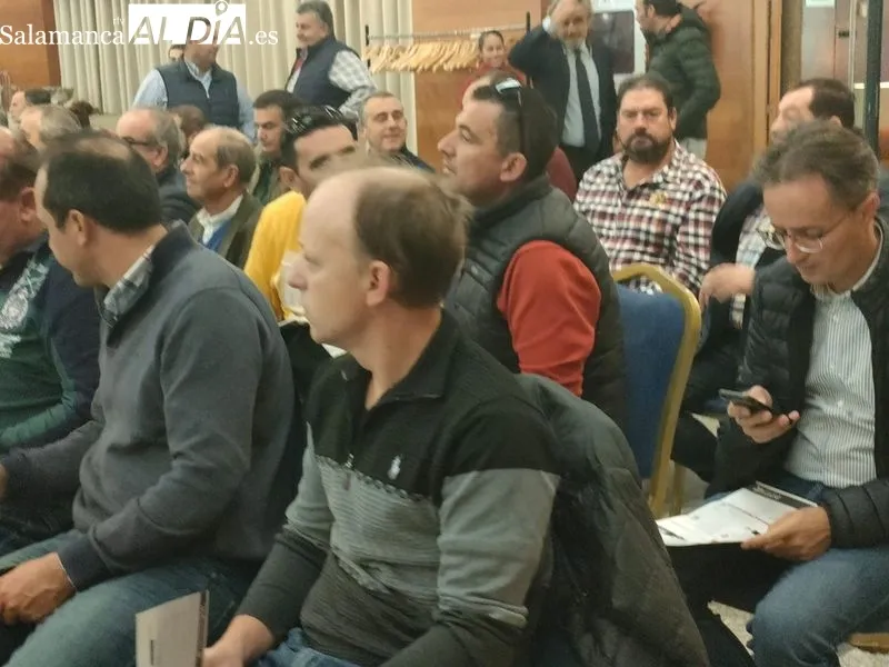 Jornada sobre ‘Enfermedad  Hemorrágica Epizoótica y PAC’ organizada por ASAJA Salamanca