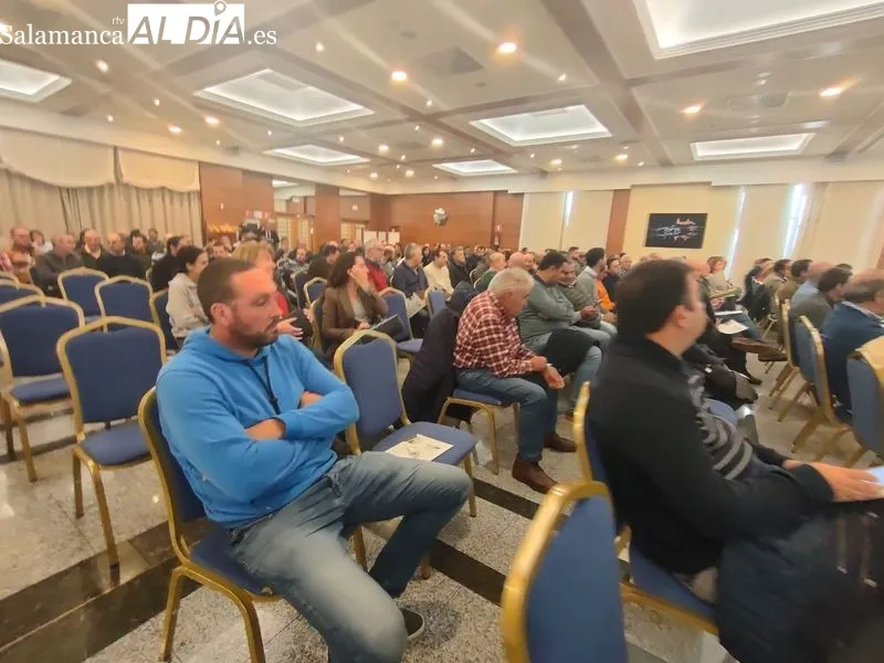 Jornada sobre ‘Enfermedad  Hemorrágica Epizoótica y PAC’ organizada por ASAJA Salamanca