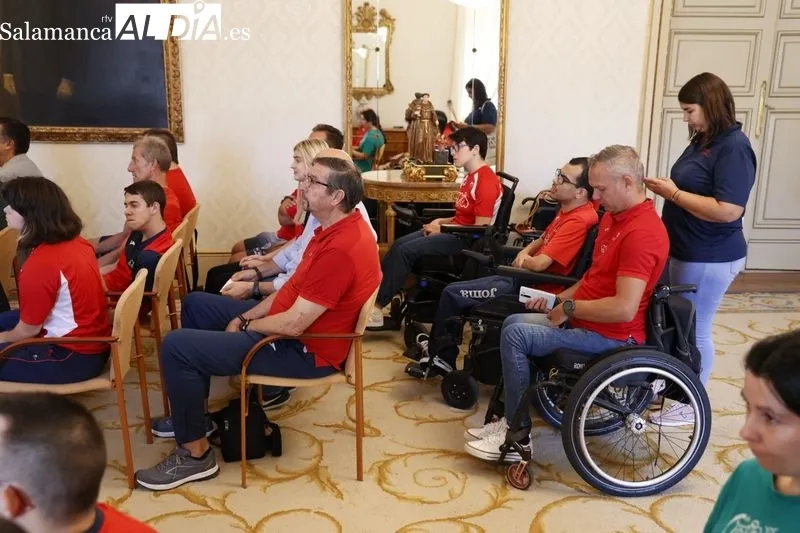  Presentación en el Ayuntamiento de la XIV Carrera de los Mil Pasos. Foto de David Sañudo