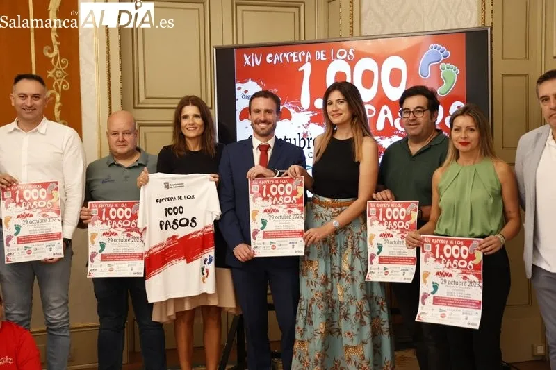  Presentación en el Ayuntamiento de la XIV Carrera de los Mil Pasos. Foto de David Sañudo