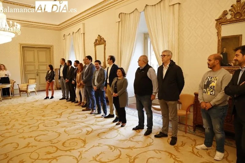  Con motivo del VIII Día de la Hostelería, el alcalde de Salamanca, Carlos García Carbayo, recibe a representantes del sector. Foto de David Sañudo