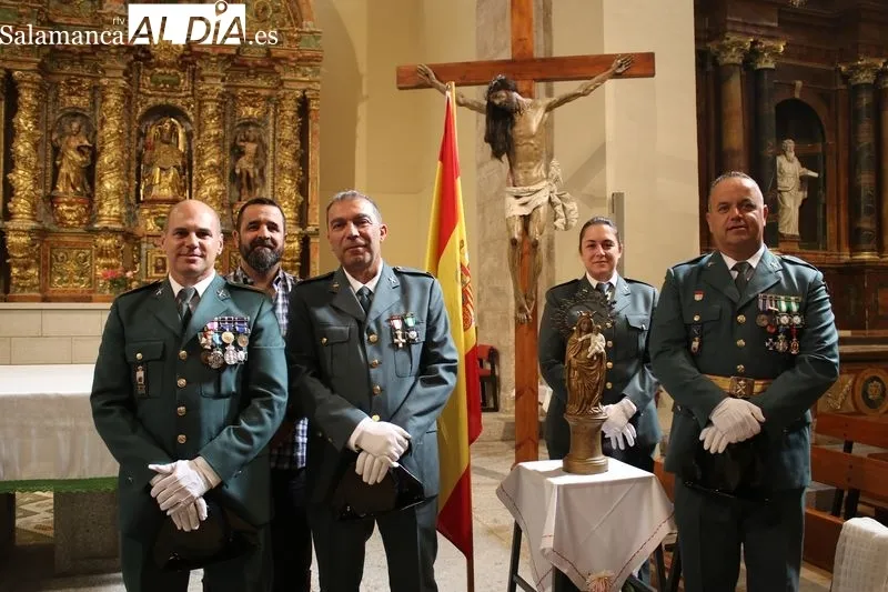 Foto 7 - Alba de Tormes arropa a la Guardia Civil por el D&iacute;a del Pilar