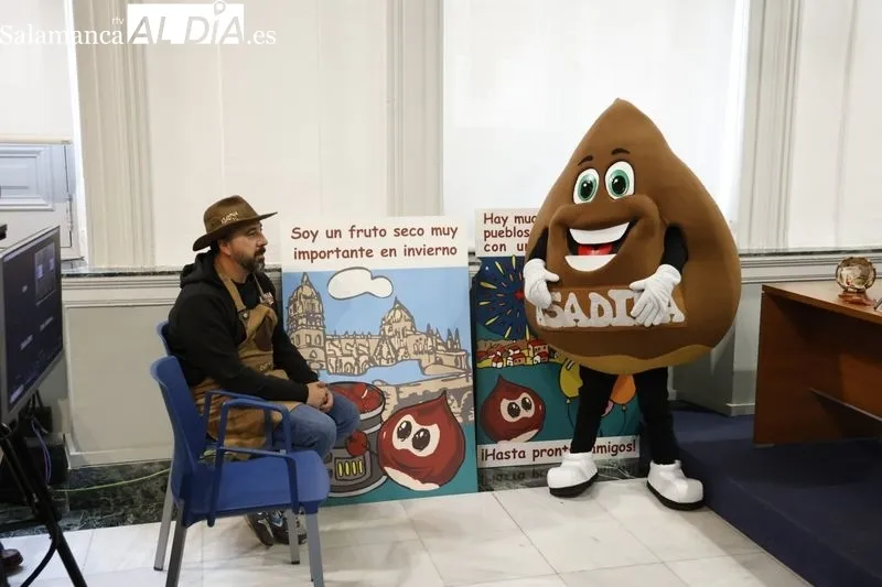 Presentación en la Diputación de las acciones de desarrollo de promoción de la Castañicultura en la provincia de Salamanca para este otoño. Foto de David Sañudo