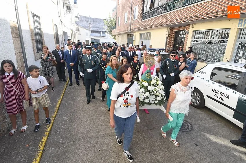 Foto 5 - Creciente asistencia a la solemne conmemoraci&oacute;n en Mir&oacute;briga de la patrona de la Benem&eacute;rita