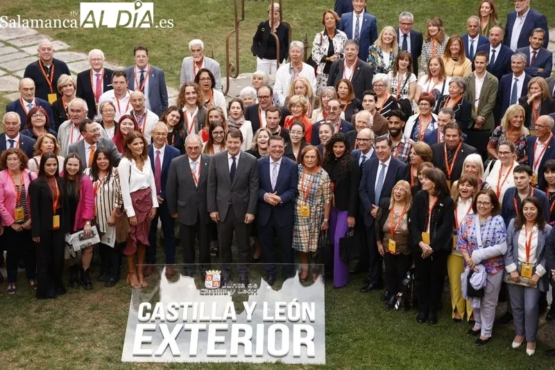 Inauguración del II Congreso Internacional de Casas Regionales de Castilla y León, en el Colegio Arzobispo Fonseca. Foto de David Sañudo