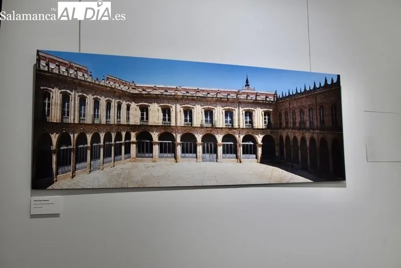 Exposición fotográfica 'Salamanca Oculta', de Vicente Sierra Puparelli, en el Casino de Salamanca. Foto de Vanesa Martins