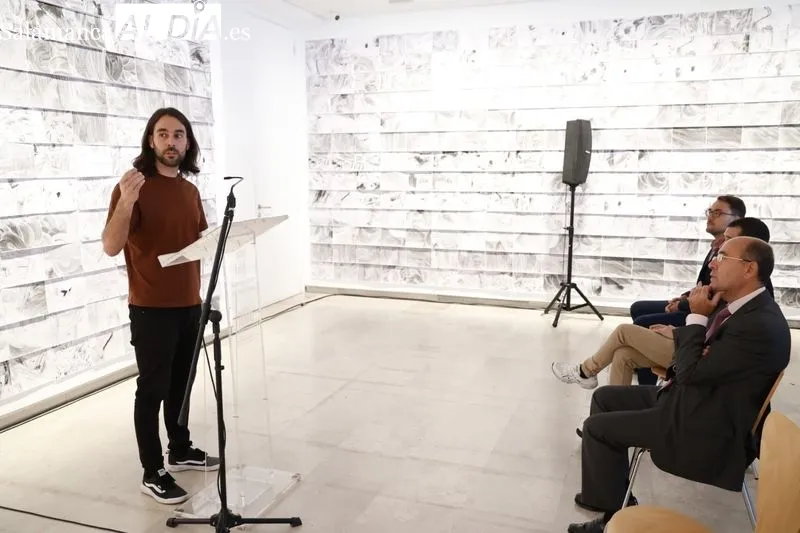 Inauguración de la exposición 'Blanco España' en el DA2. Foto de David Sañudo