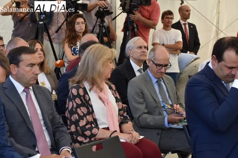 Inauguración del nuevo cuartel de la Guardia Civil en Santa Marta de Tormes. Foto de Vanesa Martins