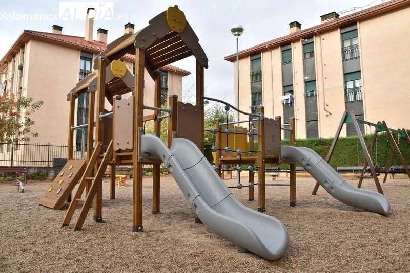 Estreno de la renovación de la zona de juegos infantiles de Ciudad Jardín. Foto de Vanesa Martins