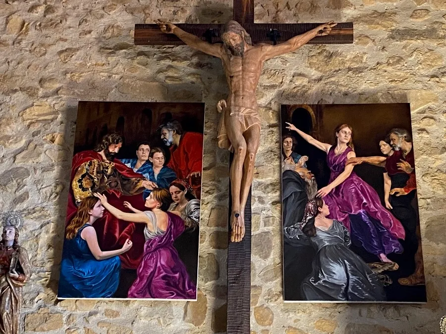 Foto 3 - La Parroquia de El Ma&iacute;llo incorpora dos obras del pintor ucraniano Bogdan Chaikovskyi
