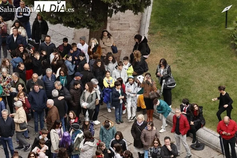 Subida del Mariquelo a la Catedral de Salamanca. Foto de David Sañudo