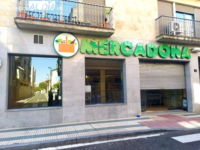 Fachada del Mercadona del barrio del Zurguén. Foto D. Sañudo