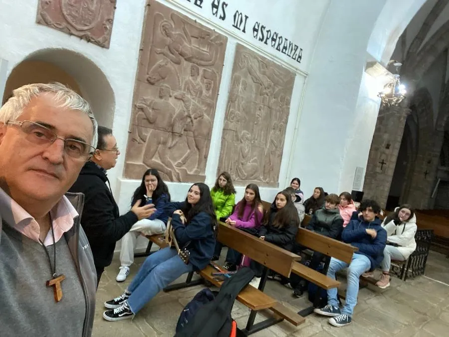 Foto 4 - Adolescentes y j&oacute;venes de El Ma&iacute;llo y El Manantial disfrutan de una convivencia