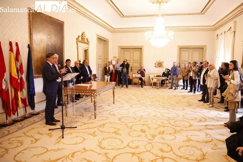 Recepción en el Ayuntamiento con motivo del XVI Encuentro de Poetas Iberoamericanos. Foto de David Sañudo