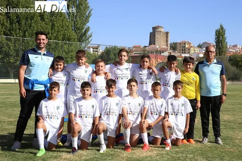Foto 8 - El Alba de Tormes CF saca m&uacute;sculo con su cantera