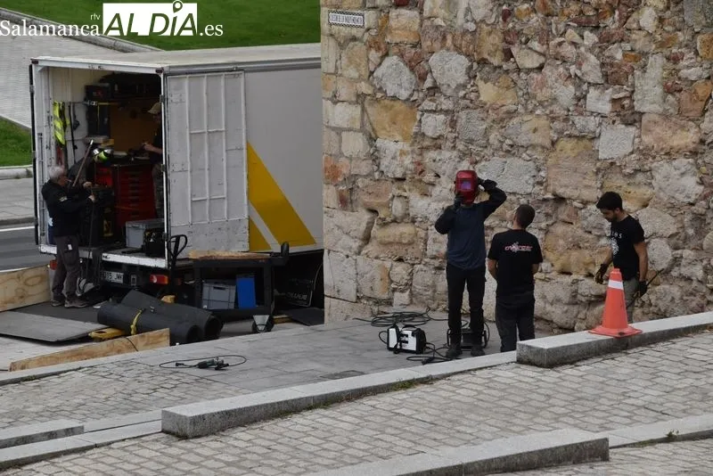 Detalles de la ciudad de Salamanca con motivo del rodaje de un largometraje de Bollywood. Foto de Vanesa Martins