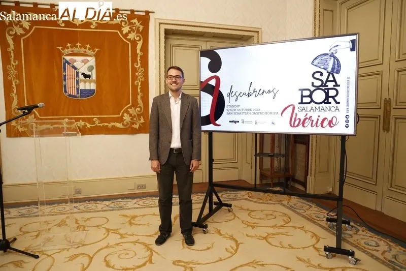 Presentación en el Ayuntamiento de la segunda expedición de restaurantes de Salamanca a la San Sebastián Gastronómika. Foto de David Sañudo