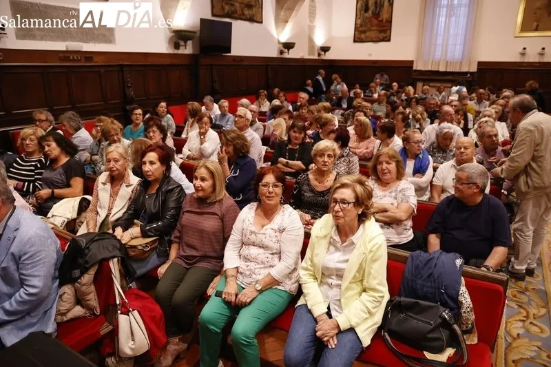 Comienza un nuevo curso de la Universidad de la Experiencia | FOTOS: David Sañudo 