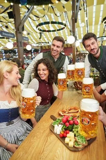 Comienza por todo lo alto la Oktoberfest Salamanca en El Tormes