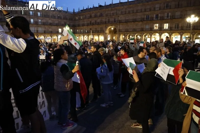 Concentración en la Plaza Mayor de Salamanca para apoyar a Palestina | FOTOS: David Sañudo 