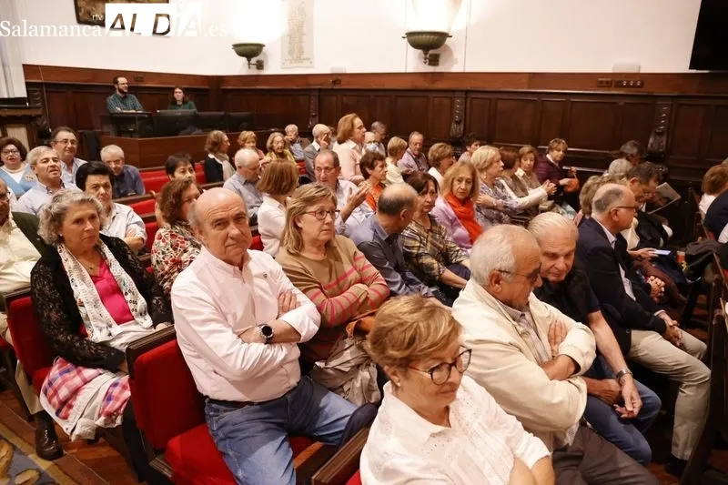 Comienza un nuevo curso de la Universidad de la Experiencia | FOTOS: David Sañudo 