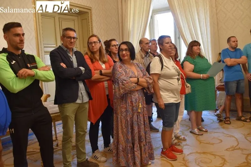 Recepción en el Ayuntamiento a la Asociación de Salud Mental Salamanca-AFEMC. Foto Vanesa Martins