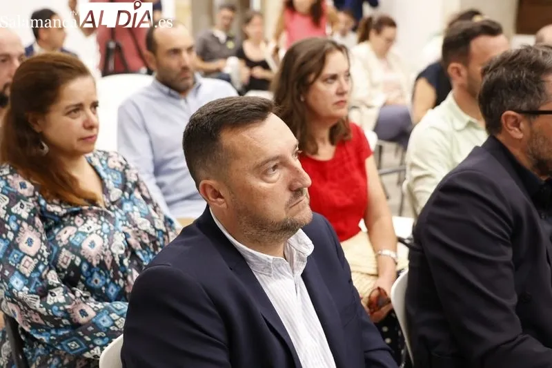 Presentación en la Torre de los Anaya de 'Street Art Provincia de Salamanca'. Foto de David Sañudo