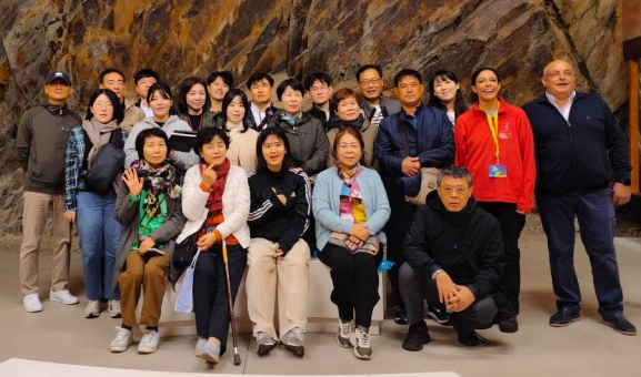Autoridades sul-coreanas visitam Siega Verde