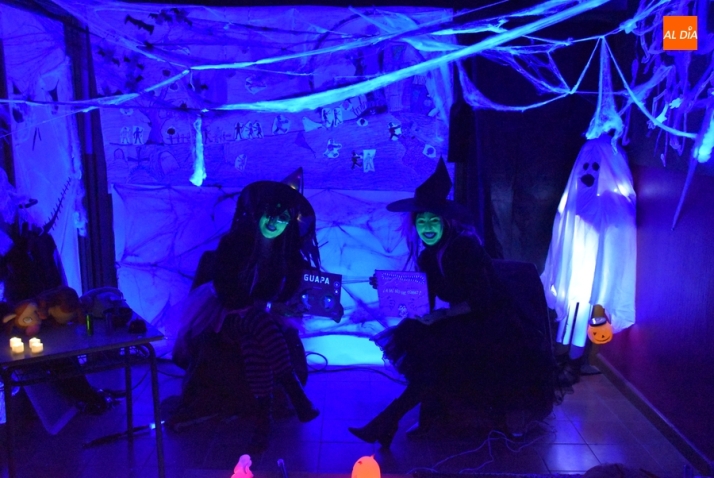 El Colegio San Francisco vive una ‘Noche de brujas’ con motivo de Halloween
