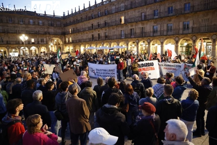Concentración en la Plaza Mayor de Salamanca para apoyar a Palestina