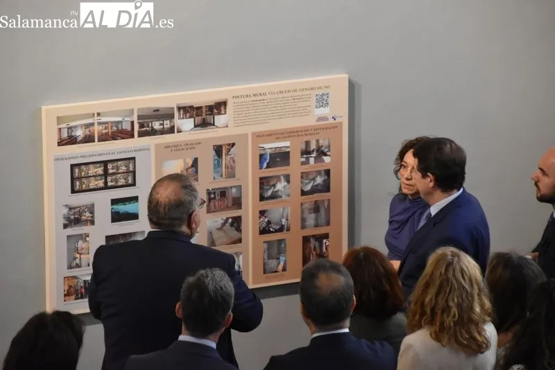 Mural 'Vía Crucis' de Genaro de No, que se ha reubicado en la capilla del hospital Los Montalvos. Foto de Vanesa Martins