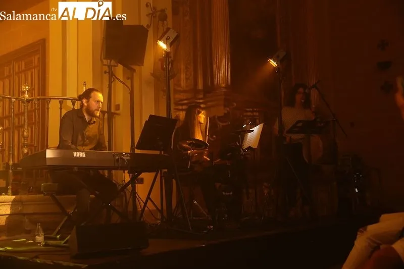 Foto 12 - M&aacute;s de 2.500 personas disfrutar&aacute;n este fin de semana de 'Viacrucis. El Musical'