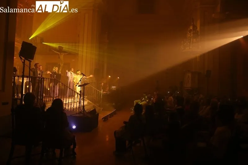 Foto 8 - M&aacute;s de 2.500 personas disfrutar&aacute;n este fin de semana de 'Viacrucis. El Musical'