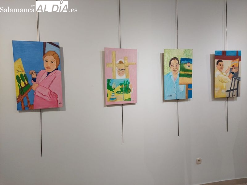 Inauguración de la exposición ‘Taller de artes plásticas y visuales’ de la Fundación Aviva en el Espacio Joven. Fotos: Berta Joven
