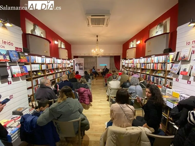 Presentación del libro de Rubén Juy en la librería Santos Ochoa