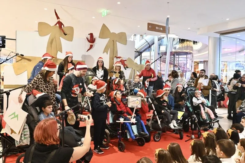 Anterior edición del Certamen de Villancicos en el Centro Comercial El Tormes.
