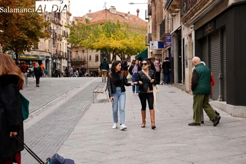 Ambiente de domingo en Salamanca | FOTOS: David Sañudo