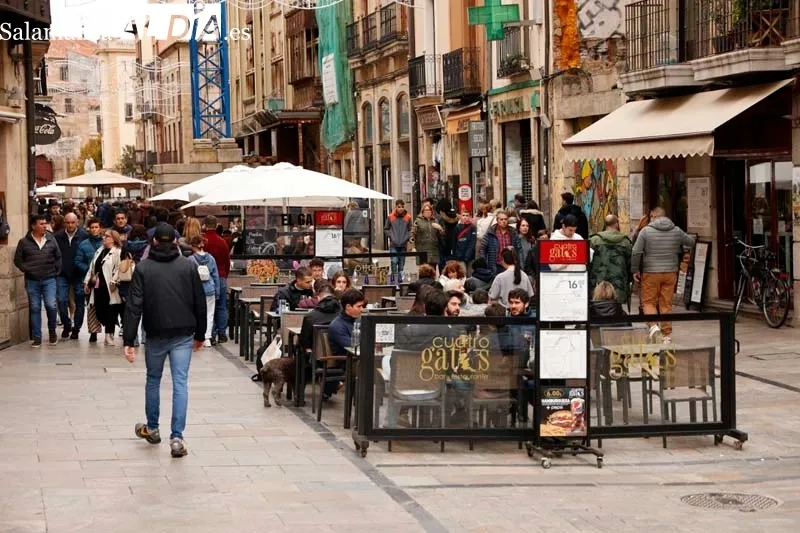 Ambiente de domingo en Salamanca | FOTOS: David Sañudo