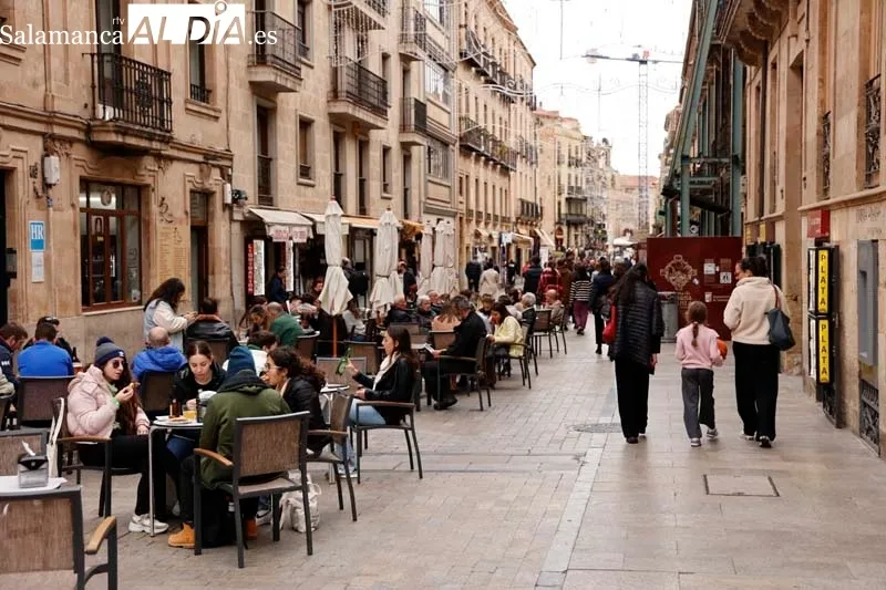Ambiente de domingo en Salamanca | FOTOS: David Sañudo