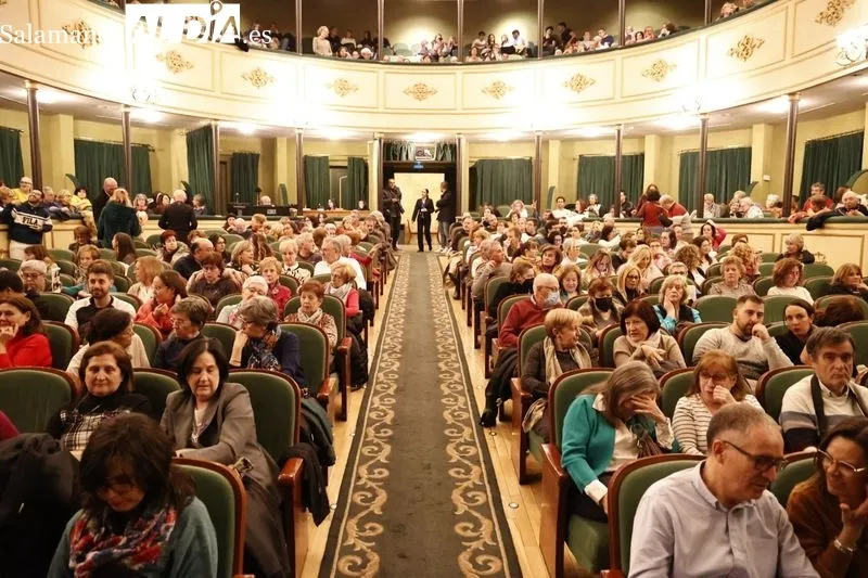 ‘El verbo amar’ de Esfinge Teatro en el Liceo de Salamanca por el 25N. Fotos: David Sañudo
