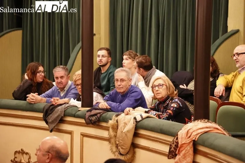 ‘El verbo amar’ de Esfinge Teatro en el Liceo de Salamanca por el 25N. Fotos: David Sañudo