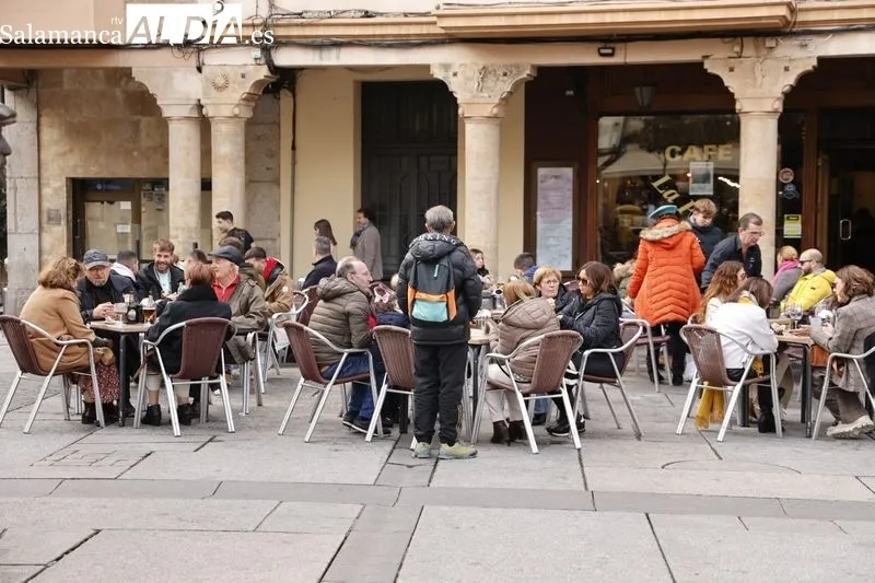 Ambiente en el centro de Salamanca este domingo. Fotos: David Sañudo