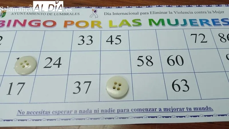 El hogar del jubilado acogió la proyección del corto y el juego del 'Bingo por las mujeres'