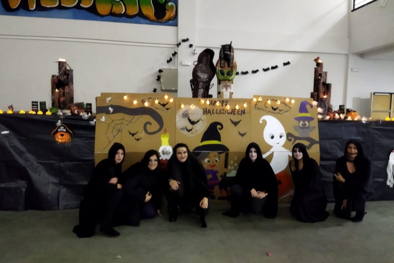 Villoria se llena de personajes de terror y diversión con la gran fiesta de Halloween organizada por la AMPA del Ceip Gabriel y Galán