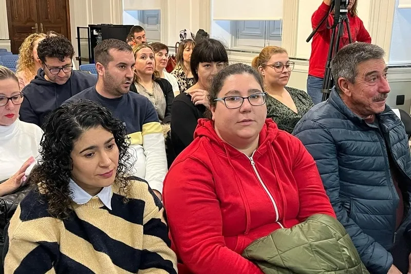 Los alumnos de Hinojosa recibieron los diplomas junto con los alumnos de la AFE de Gomecello  
