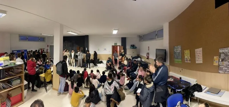 Foto 6 - Un centenar de ni&ntilde;os y ni&ntilde;as de seis entidades de Salamanca conmemoran el D&iacute;a de los Derechos de la Infancia