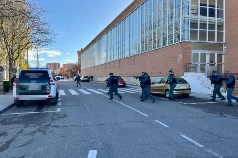Importante simulacro realizado por la Guardia Civil en Peñaranda