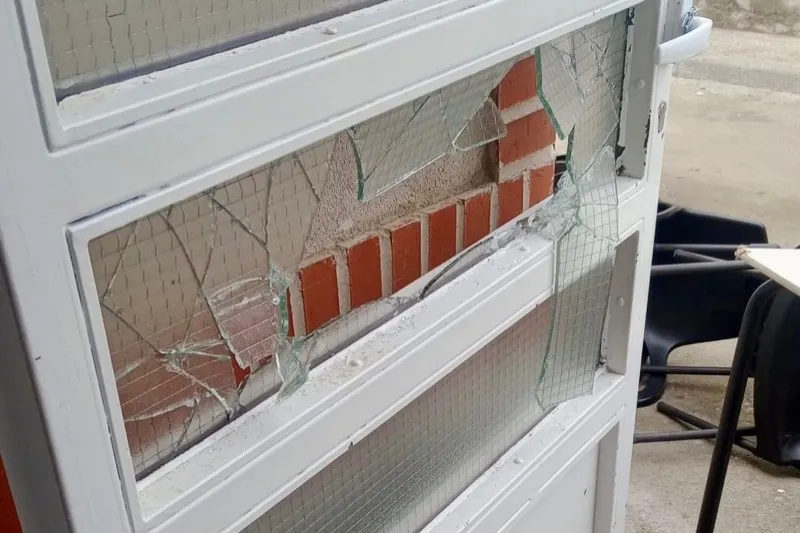 Imágenes de los destrozos generados esta pasado noche en Cantaracillo. Ayuntamiento